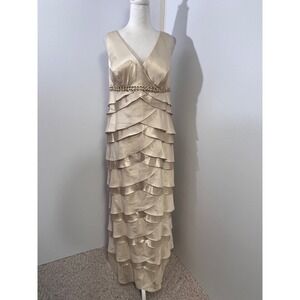 Jessica Howard Women Champagne Sleeveless Tiered Maxi Dress Size 16 Plus Evening